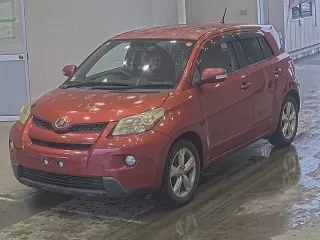 Toyota Ist  с аукциона в Японии