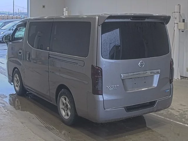 Nissan Caravan  с аукциона в Японии
