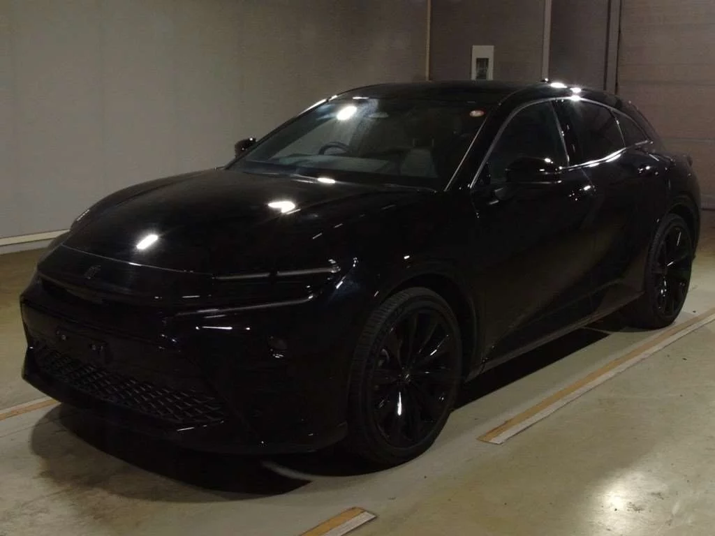 Toyota Crown Sport  с аукциона в Японии