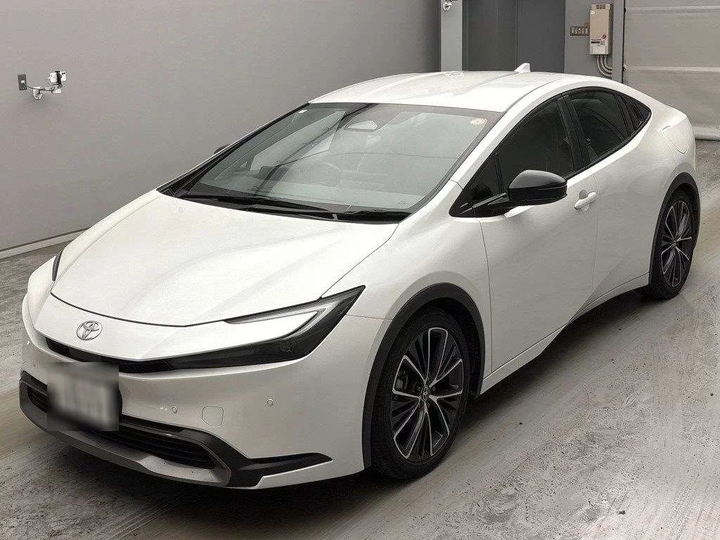 Toyota Prius  с аукциона в Японии