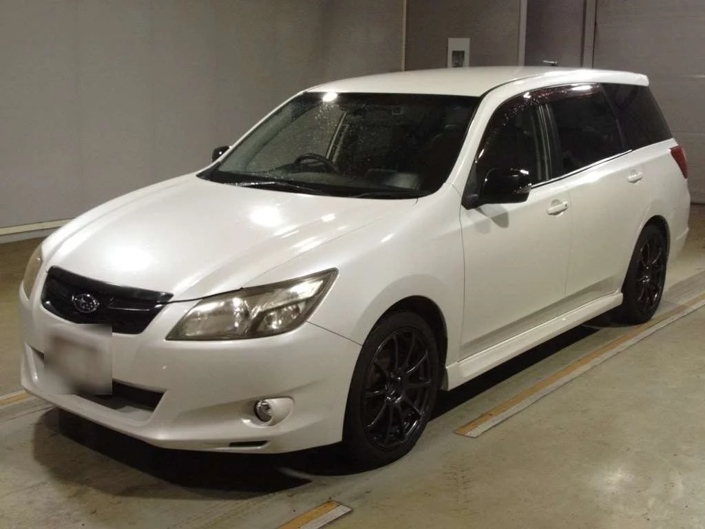 Subaru Exiga  с аукциона в Японии