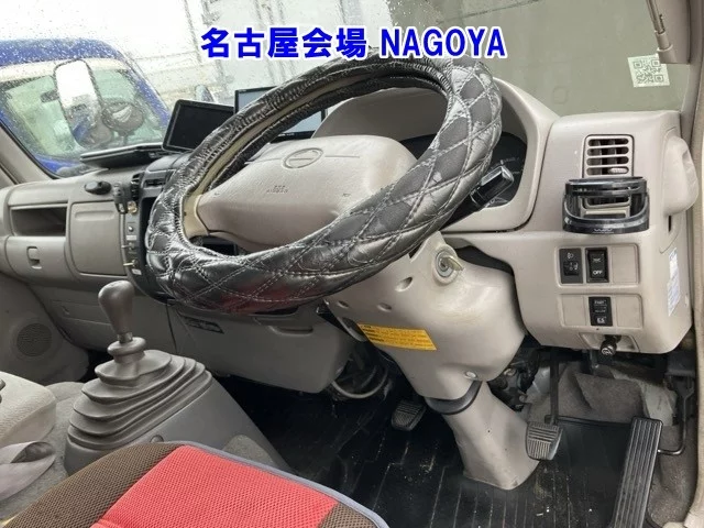 Hino Dutro  с аукциона в Японии