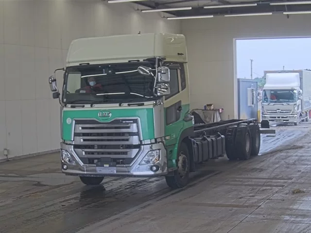Nissan UD  с аукциона в Японии