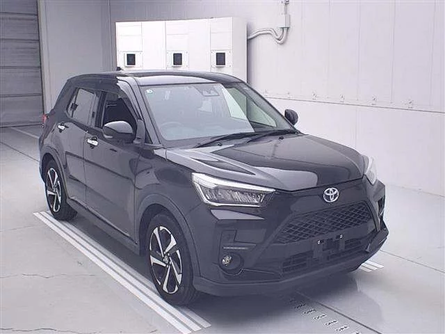 Toyota Raize  с аукциона в Японии