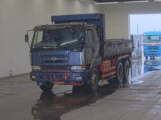 Nissan UD  с аукциона в Японии