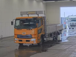 Nissan UD  с аукциона в Японии