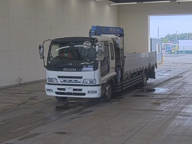 Isuzu Forward  с аукциона в Японии