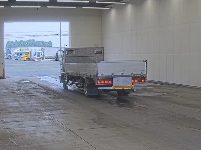 Isuzu Forward  с аукциона в Японии