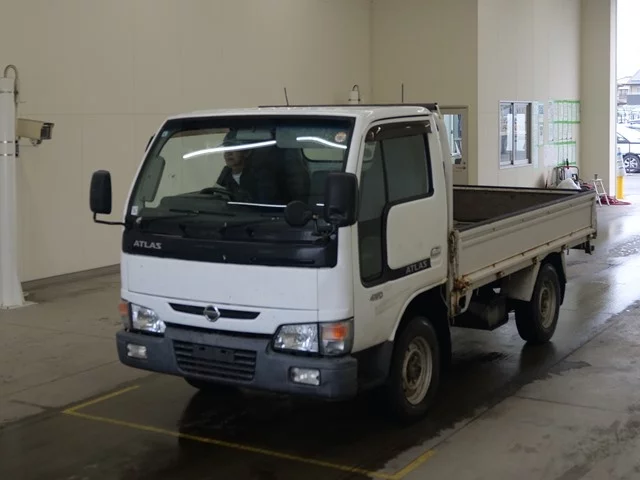 Nissan Atlas  с аукциона в Японии