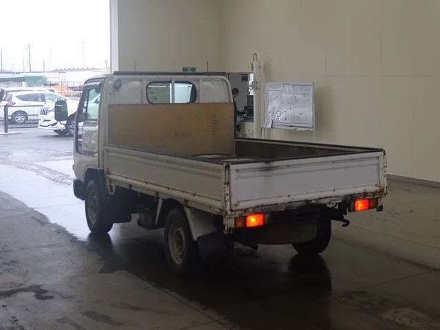 Nissan Atlas  с аукциона в Японии