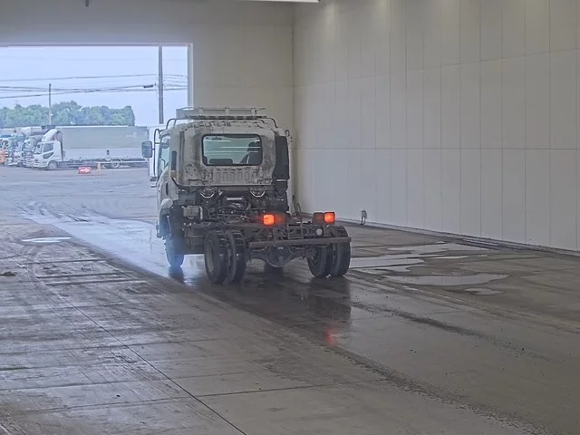 Isuzu Forward  с аукциона в Японии