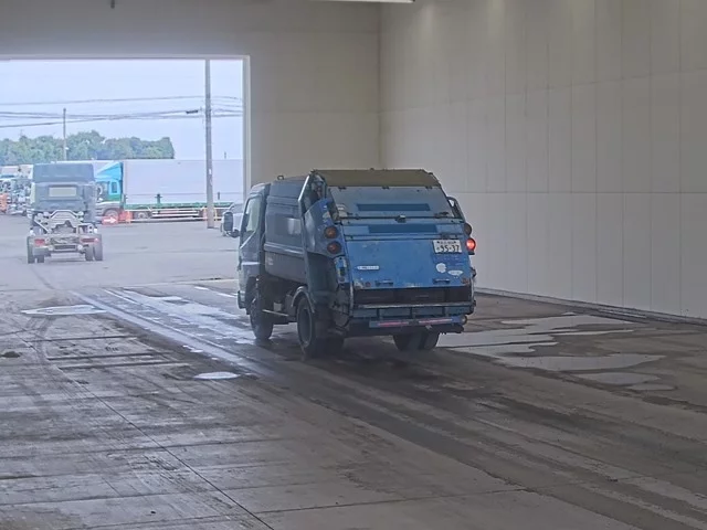 Mitsubishi Fuso Canter  с аукциона в Японии
