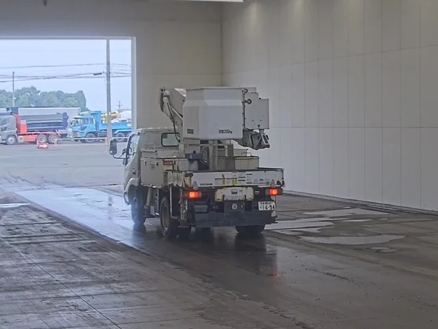 Hino Dutro  с аукциона в Японии