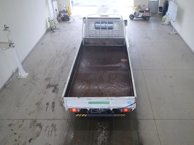 Isuzu Elf  с аукциона в Японии