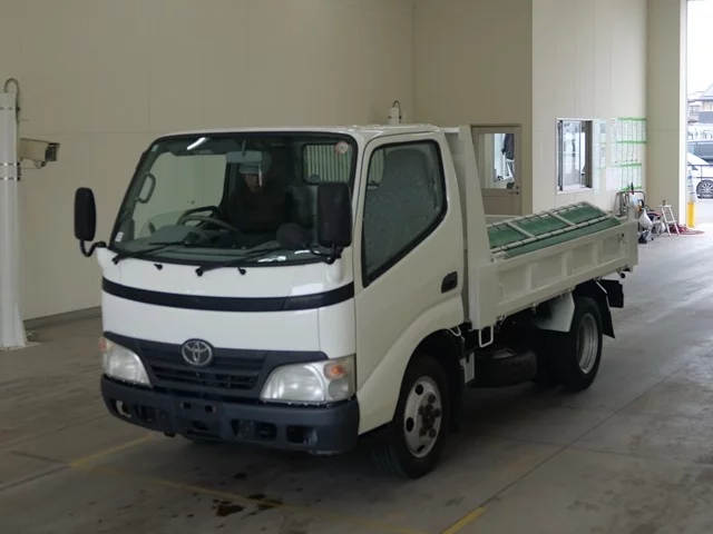 Toyota Dyna  с аукциона в Японии
