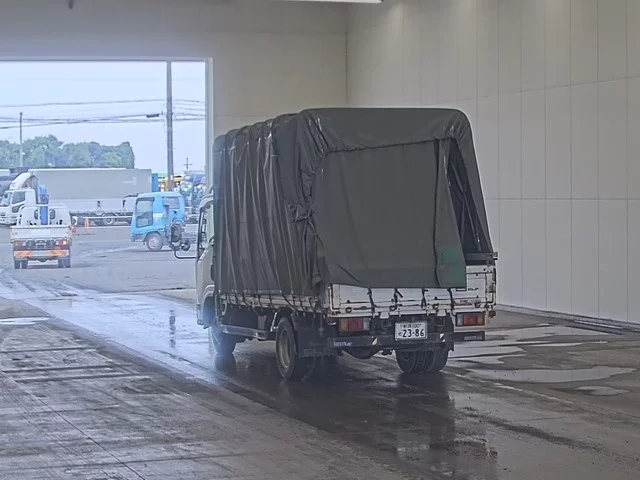 Isuzu Elf  с аукциона в Японии