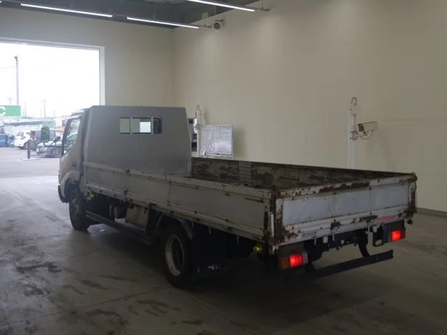 Hino Dutro  с аукциона в Японии