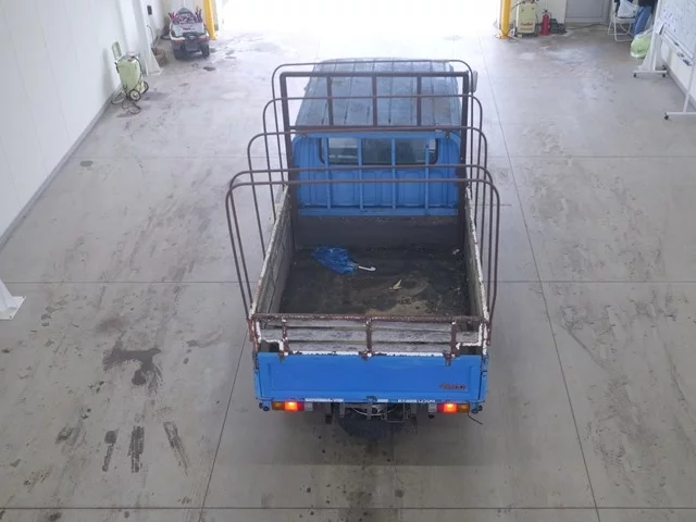 Mitsubishi Fuso Canter  с аукциона в Японии