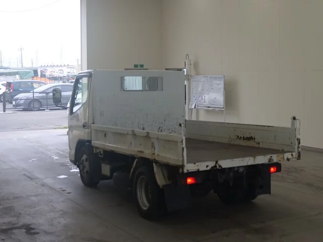 Mitsubishi Fuso Canter  с аукциона в Японии