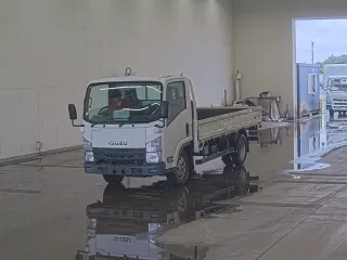 Isuzu Elf  с аукциона в Японии