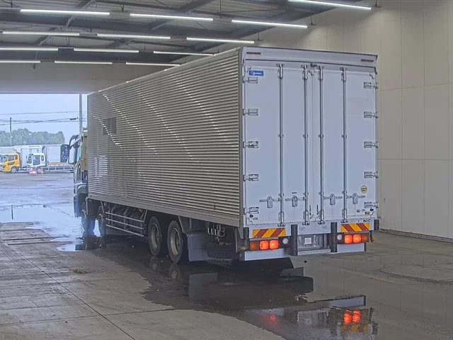 Mitsubishi Fuso Super Great  с аукциона в Японии