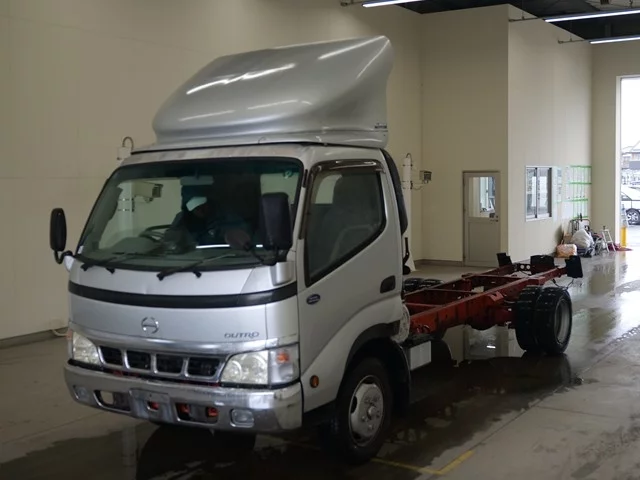 Hino Dutro  с аукциона в Японии