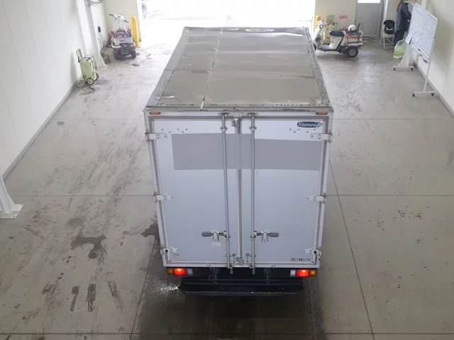 Isuzu Elf  с аукциона в Японии