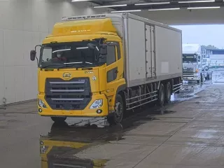 Nissan UD  с аукциона в Японии