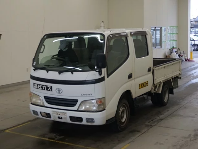 Toyota Dyna  с аукциона в Японии