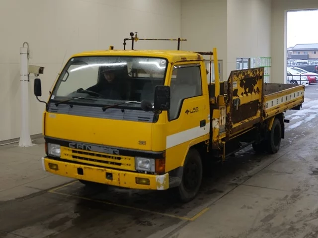 Mitsubishi Fuso Canter  с аукциона в Японии