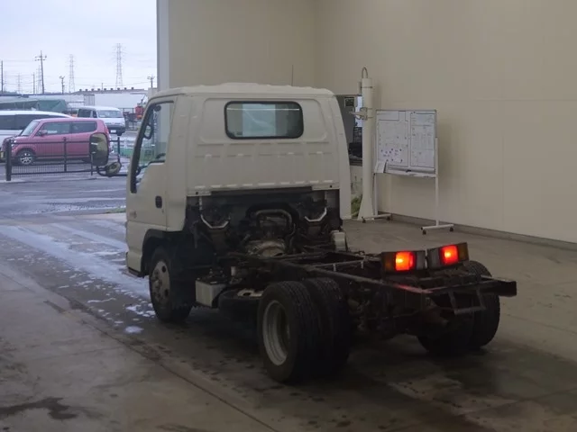 Isuzu Elf  с аукциона в Японии