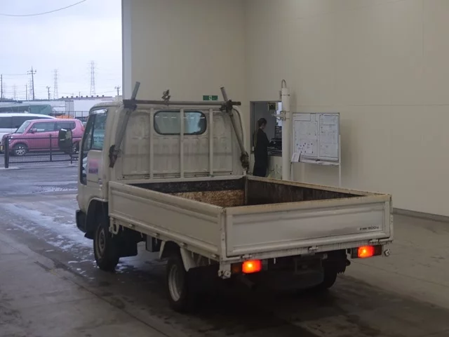Nissan Atlas  с аукциона в Японии