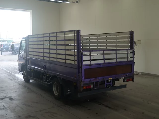 Mitsubishi Fuso Canter  с аукциона в Японии