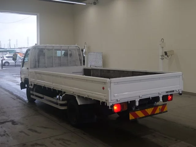 Toyota Dyna  с аукциона в Японии