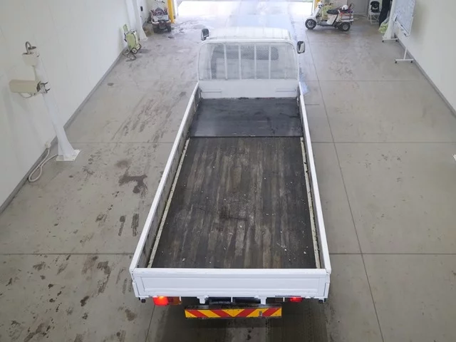 Toyota Dyna  с аукциона в Японии