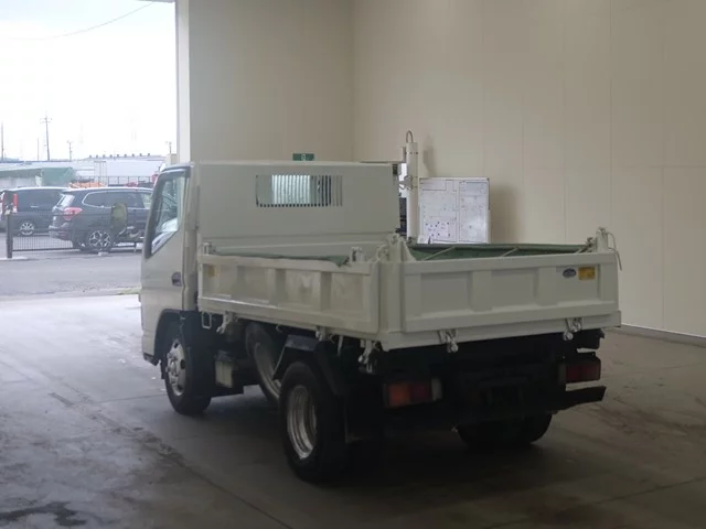 Mitsubishi Fuso Canter  с аукциона в Японии