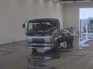 Isuzu Forward  с аукциона в Японии