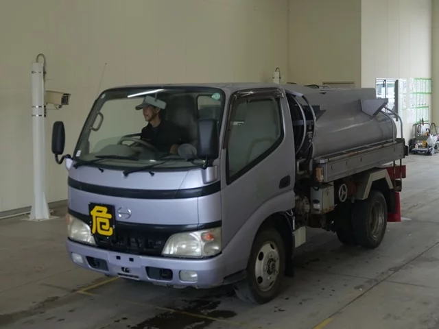 Hino Dutro  с аукциона в Японии