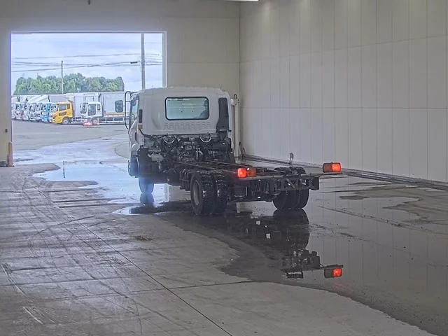 Isuzu Forward  с аукциона в Японии