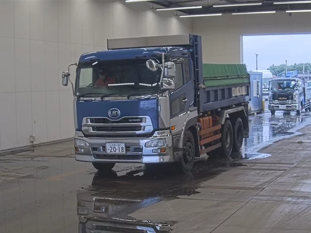 Nissan UD  с аукциона в Японии