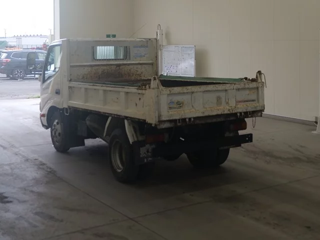 Hino Dutro  с аукциона в Японии