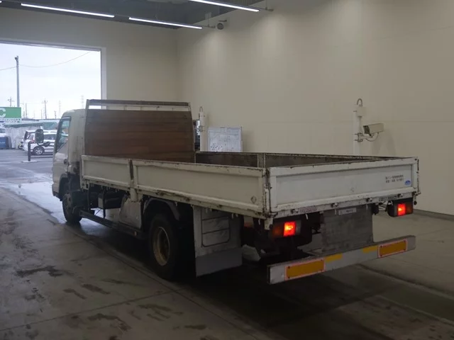 Mitsubishi Fuso Canter  с аукциона в Японии