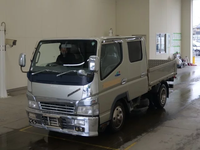 Mitsubishi Fuso Canter  с аукциона в Японии