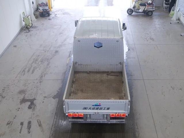 Mitsubishi Fuso Canter  с аукциона в Японии