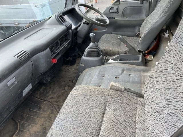 Isuzu Elf  с аукциона в Японии