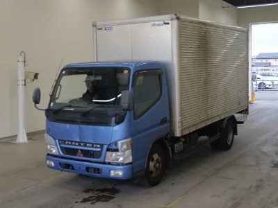 Mitsubishi Fuso Canter