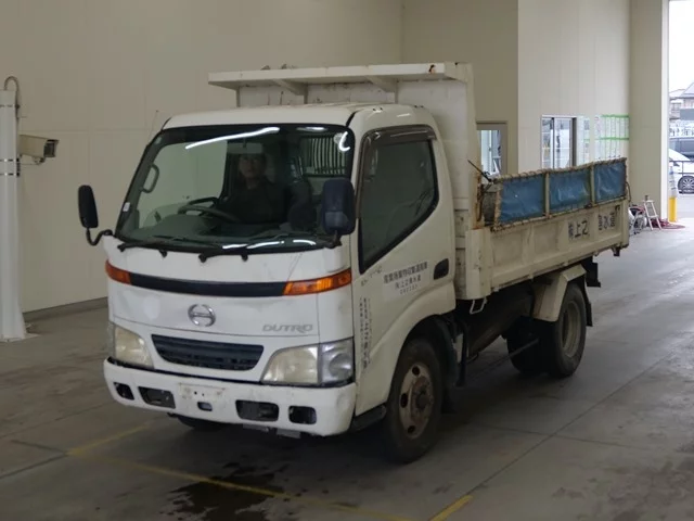 Hino Dutro  с аукциона в Японии