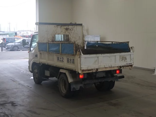 Hino Dutro  с аукциона в Японии