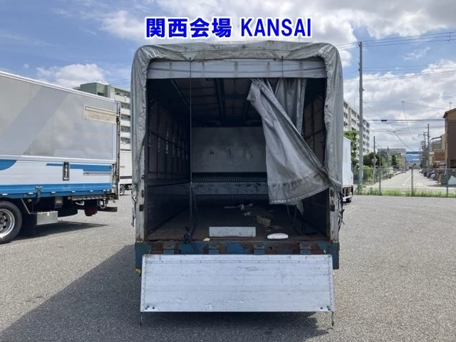 Hino Dutro  с аукциона в Японии
