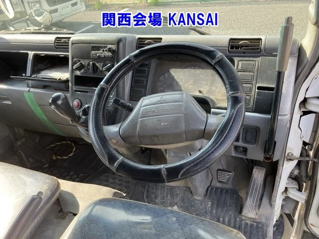 Mitsubishi Fuso Canter  с аукциона в Японии